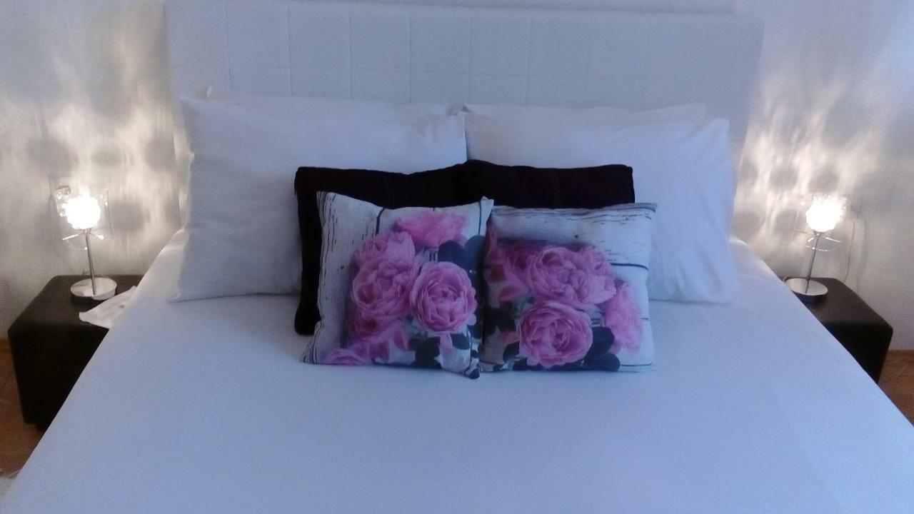 Apartment Yelena Rose West ซาดาร์ ภายนอก รูปภาพ
