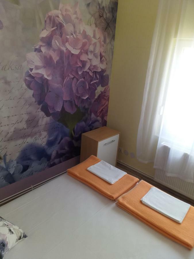 Apartment Yelena Rose West ซาดาร์ ภายนอก รูปภาพ