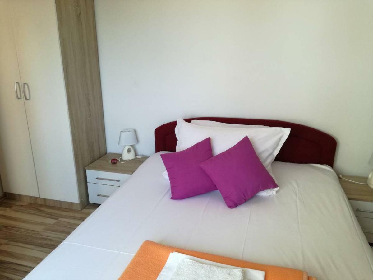 Apartment Yelena Rose West ซาดาร์ ภายนอก รูปภาพ